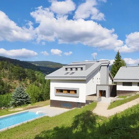 Mountain Luxe Nest & Pool By Interhome