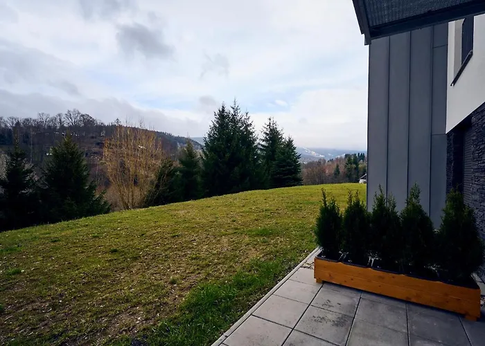 公寓 Mountain Luxe Nest & Pool By Interhome